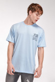 Camiseta manga corta con estampado.