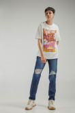 Camiseta básica manga corta estampada.