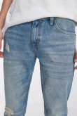 Jean skinny con rotos
