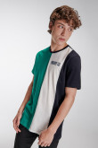 Camiseta manga corta con cortes, estampado minimalista en frente.