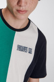 Camiseta manga corta con cortes, estampado minimalista en frente.