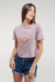 Camiseta básica manga corta estampada.
