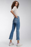 Jean cropped bota suelta