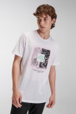 Camiseta básica manga corta estampada.