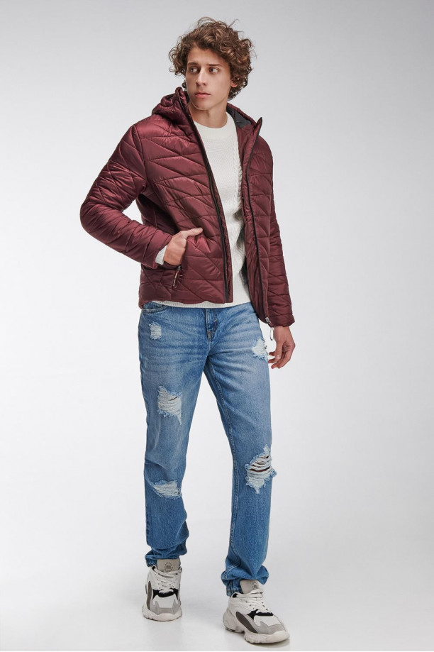 Chaqueta acolchada con capota