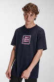 Camiseta manga corta con estampado.