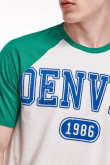 Camiseta cuello redondo, manga rangla con estampado en frente