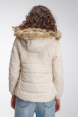 Chaqueta acolchada con capota