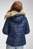 Chaqueta acolchada con capota