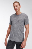 Camiseta unicolor, cuello redondo, manga corta y bolsillo parche.