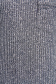 Camiseta unicolor, cuello redondo, manga corta y bolsillo parche.