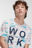 Camiseta estampada, cuello redondo, manga corta con rayas y estampado frente