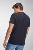 Camiseta manga corta, estampada de Garfield.