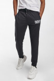 Jogger con bolsillos, estampado de NASA.