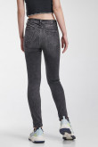 Jean Jegging tiro alto