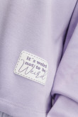 Buzo, con estampado en frente