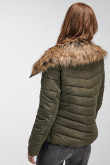 Chaqueta acolchada cuello alto