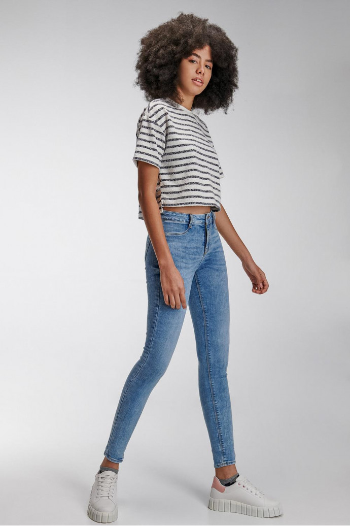 Jean Jegging tiro alto