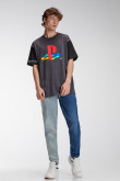 Camiseta cuello redondo, manga corta estampada de PlayStation.
