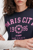 Camiseta estampada, manga larga con cuello redondo.