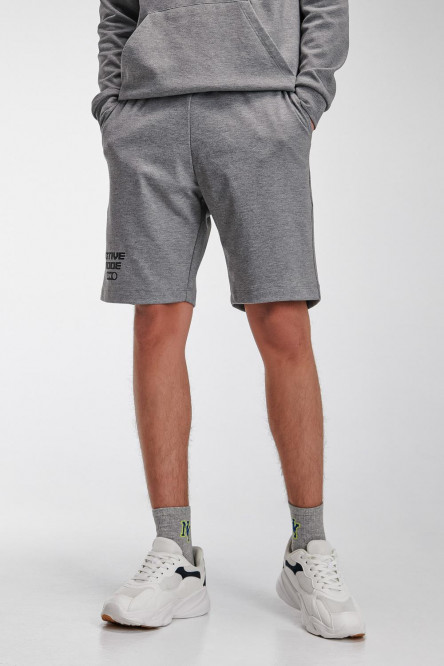 Bermuda loungewear con estampado en frente inferior