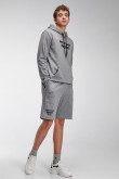 Bermuda loungewear con estampado en frente inferior