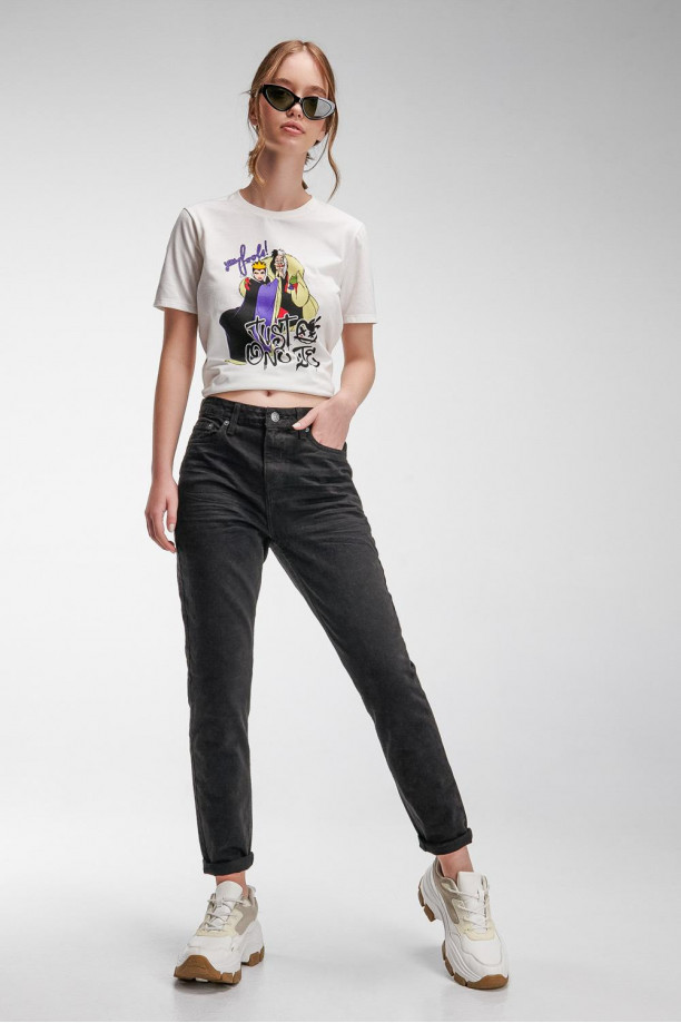 Camiseta, estampado de Cruella de Vil y Evil Queen