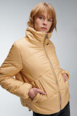 Chaqueta acolchada cuello alto