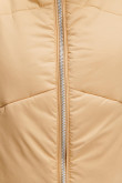 chaqueta-acolchada-cuello-alto