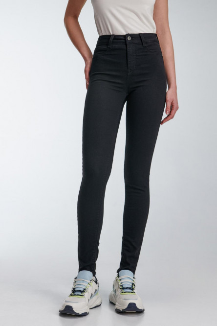 Jean Jegging tiro alto.