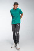 Camiseta básica para hombre manga corta, unicolor, con doble doblez en mangas y abertura lateral dispareja.