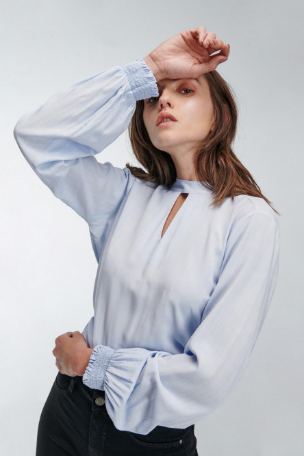 Blusa unicolor