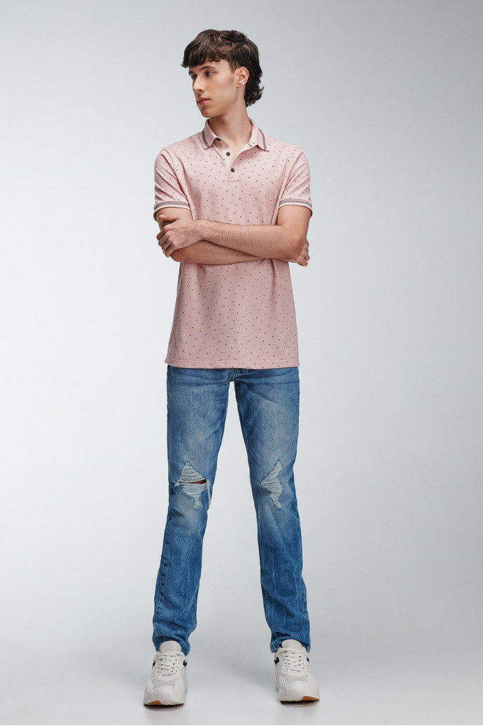 Camiseta Polo estampada con cuello y puños tejidos.