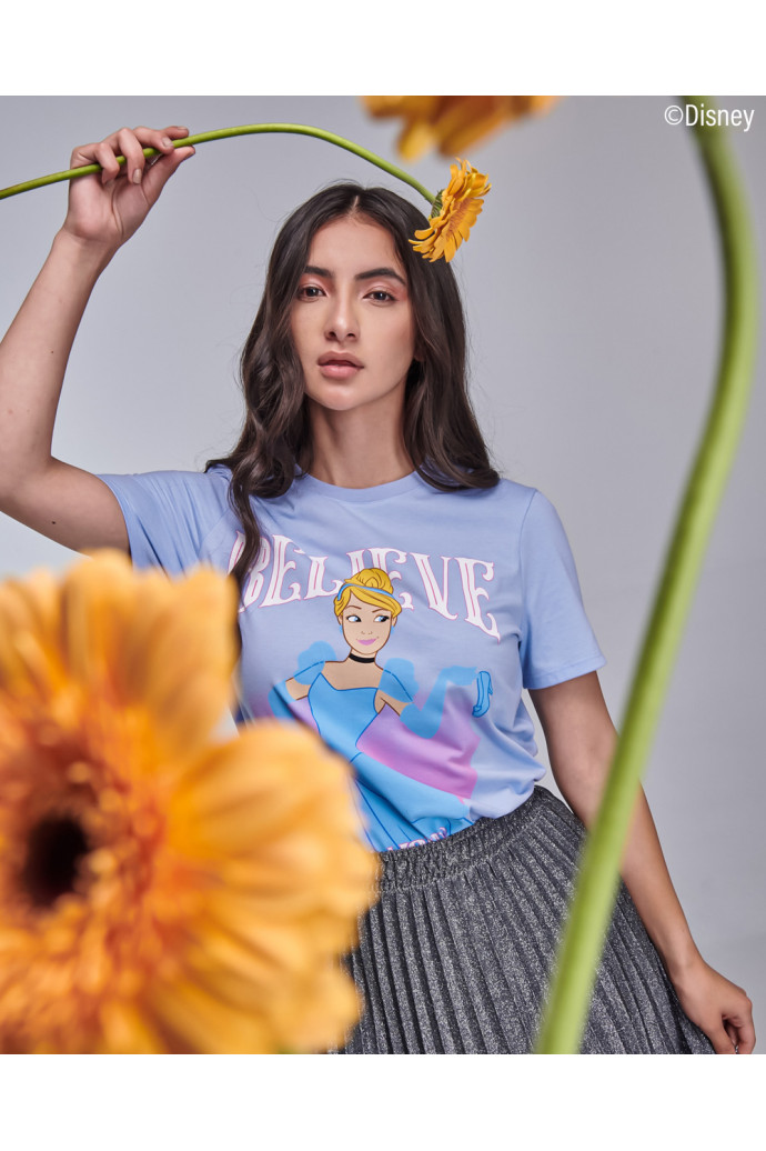 Camiseta, estampado de la princesa Cenicienta.