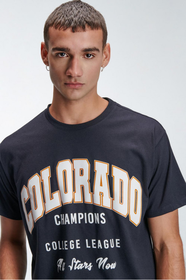 Camiseta oversize estampada, cuello redondo, manga corta