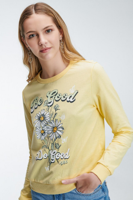 Buzo cuello redondo estampado.