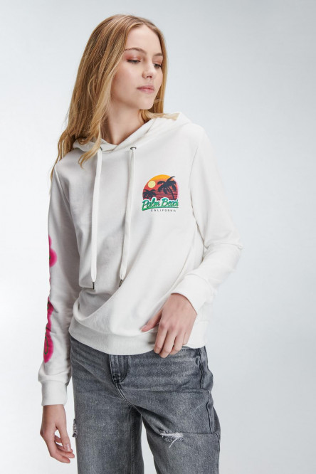 Buzo con capota estampado