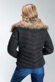 Chaqueta acolchada cuello alto