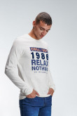 Camiseta estampada, cuello redondo, manga larga con estampado frente