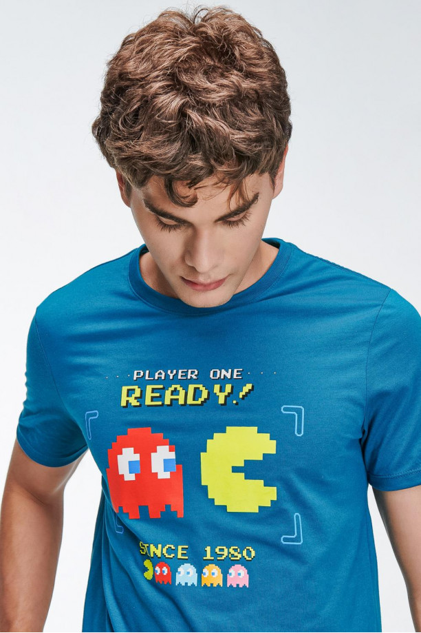 Camiseta manga corta, estampada en frente de Pacman.