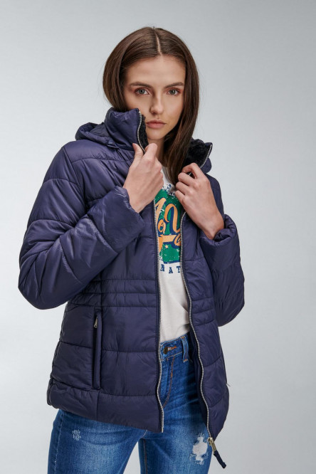 Chaqueta acolchada con capota