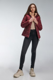 Chaqueta acolchada con capota