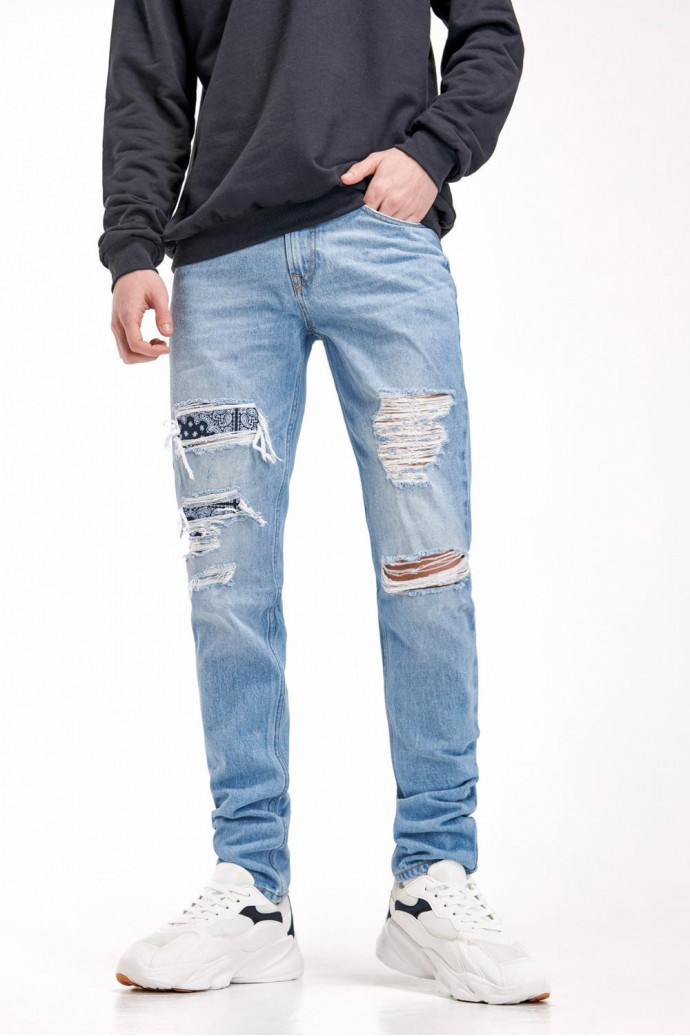 Jean Skinny con parche estampado