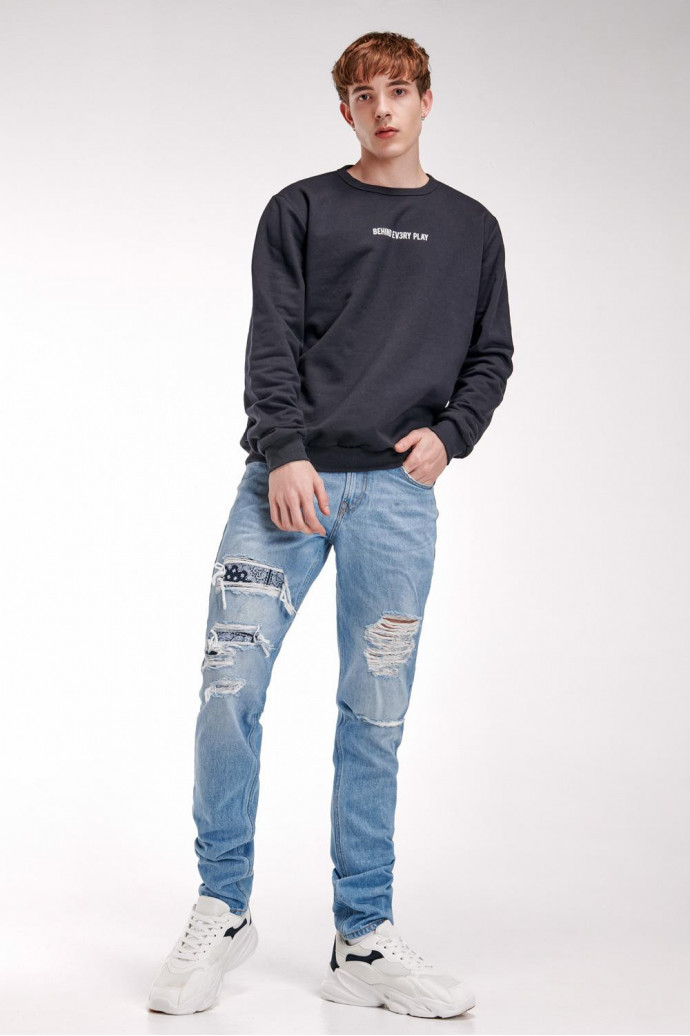 Jean Skinny con parche estampado
