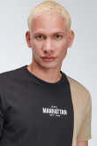Camiseta estampada, cuello redondo, manga corta  con estampado frente