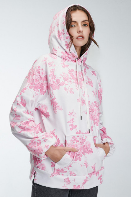 Buzo para mujer estampado con capota.