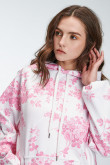 Buzo para mujer estampado con capota.