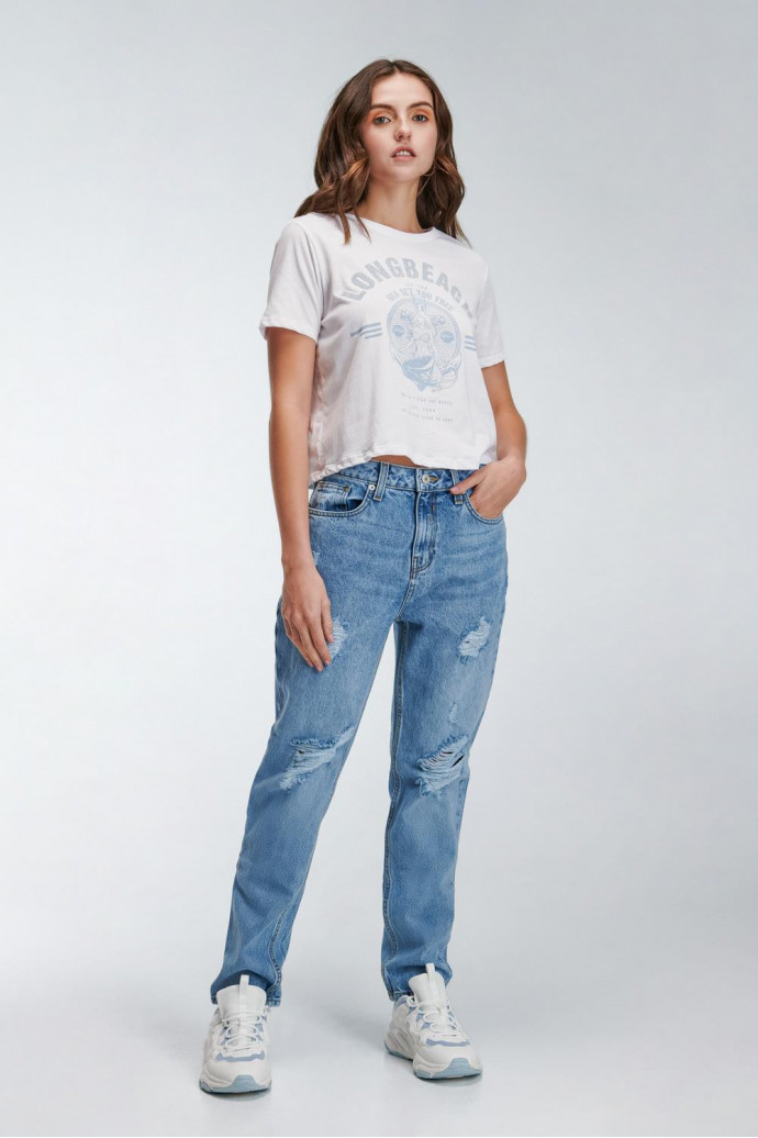Camiseta básica manga corta estampada.
