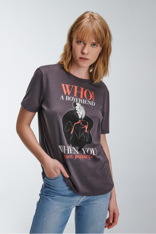 Camiseta, estampado de Cruella de Vil
