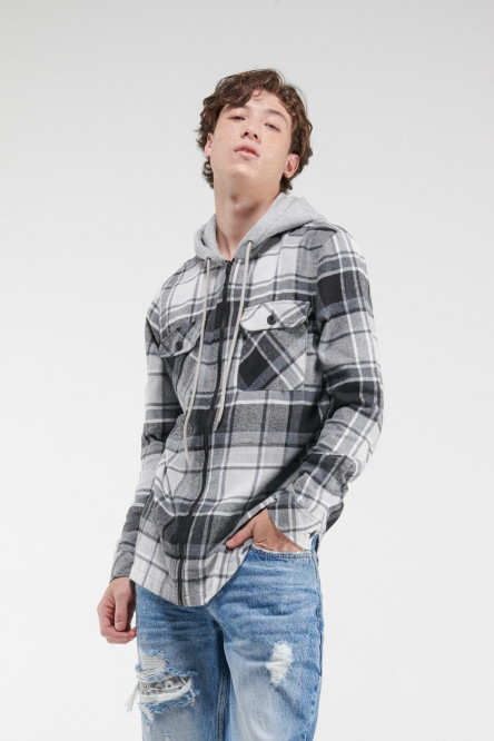 Camisa con capota